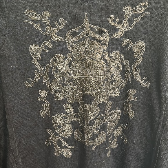 HD Sweatee - Picture 2 of 4